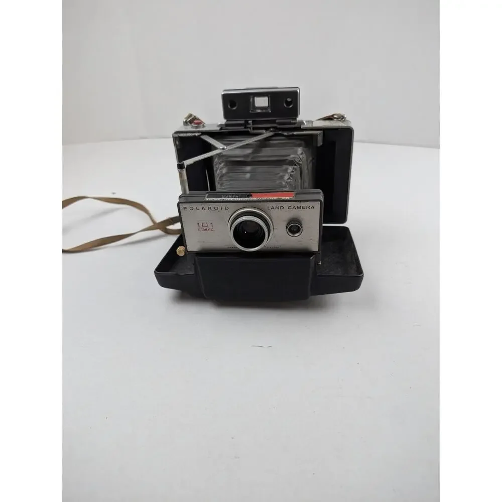 Vintage Polaroid Land Camera Model 101 Folding Instant Camera Untested USA